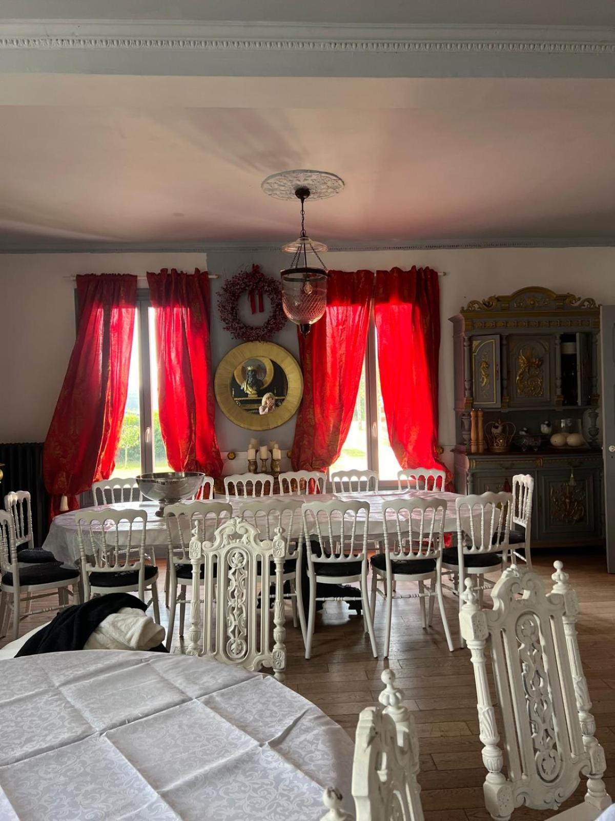 Norrey-en-Auge Le Manoir De La Baronnieヴィラ エクステリア 写真