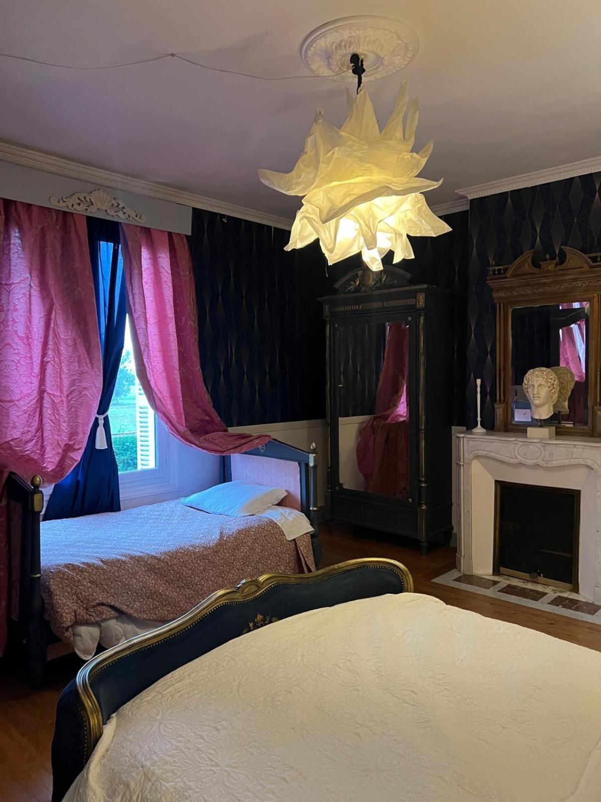 Norrey-en-Auge Le Manoir De La Baronnieヴィラ エクステリア 写真