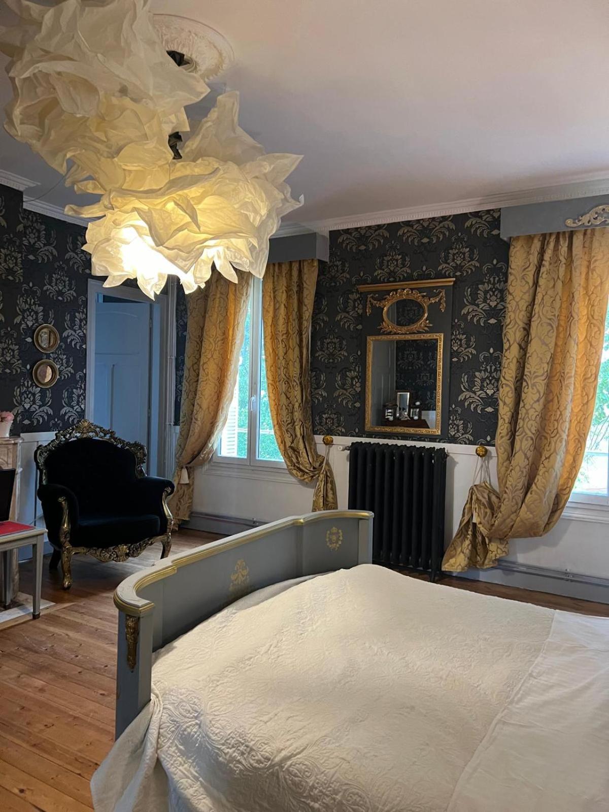 Norrey-en-Auge Le Manoir De La Baronnieヴィラ エクステリア 写真